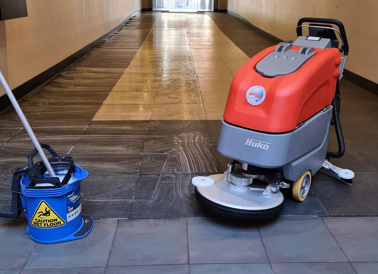 cleaning equipment 3
